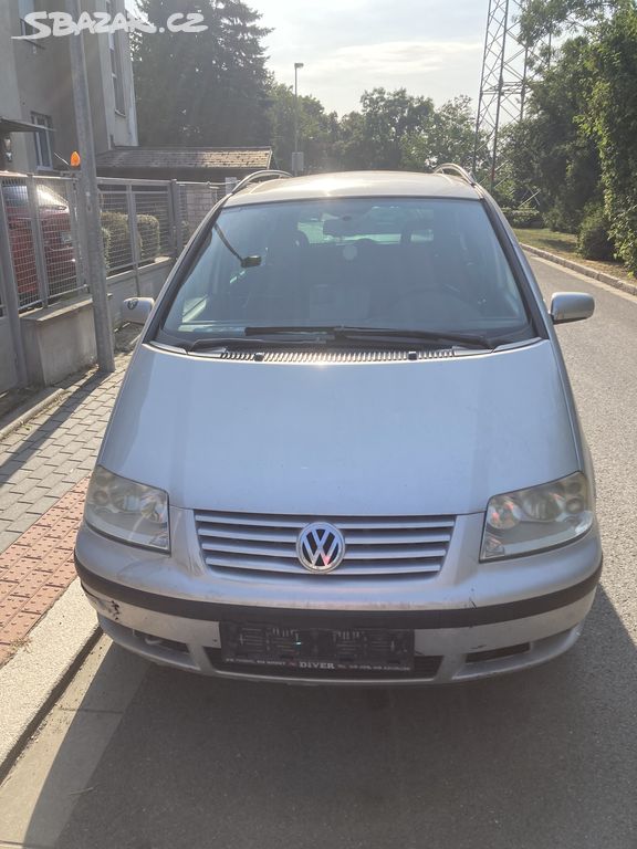 VW Sharan, 1.9 tdi, 2004 - bouraný