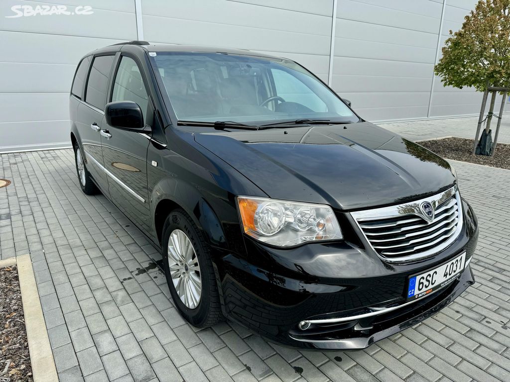 LANCIA VOYAGER 2.8CRD GOLD STOWnGO 7 míst!!!