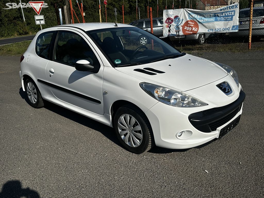 Peugeot 206+ 1.4i, r.2012, rozvody, 66800km, STk