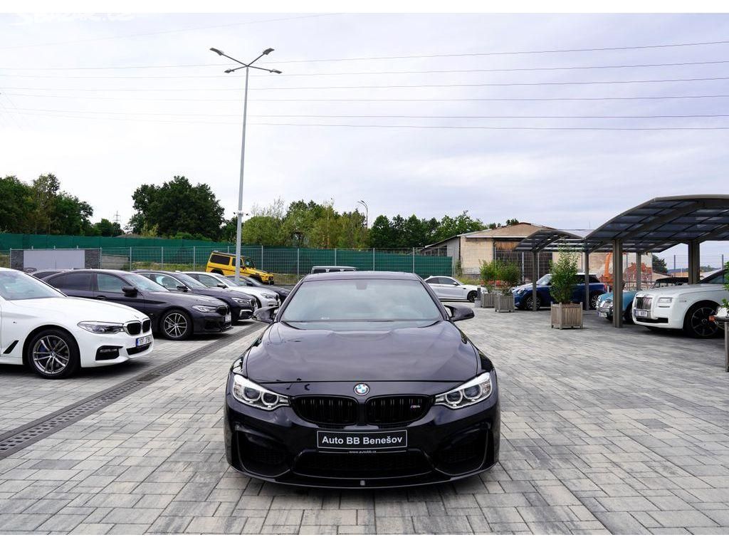 BMW M4, 3.0i, ČR, 460 PS, Competition