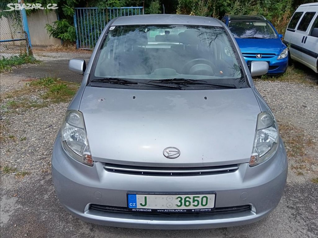 Daihatsu Sirion, 1,0 i Top