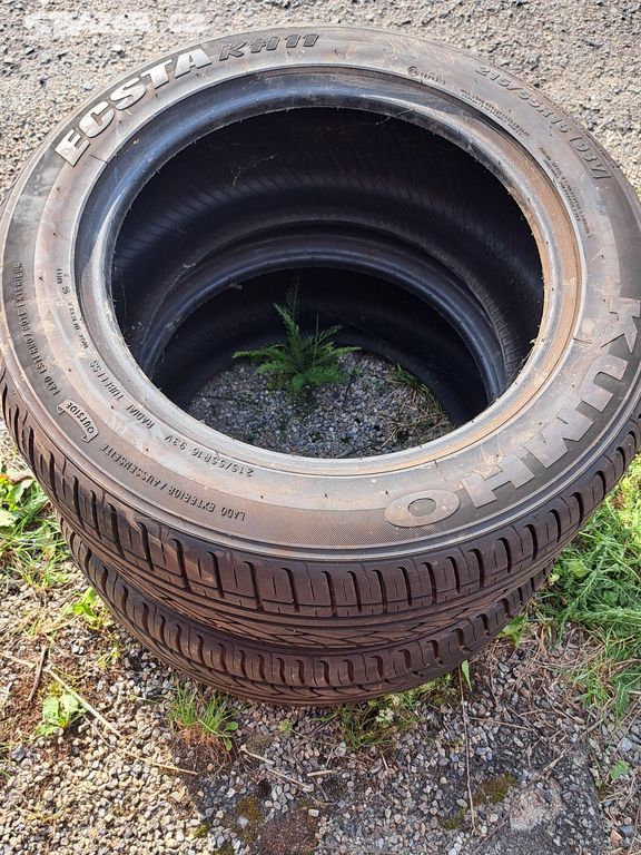 Pneu Kumho 215 55 R16, velmi pěkné