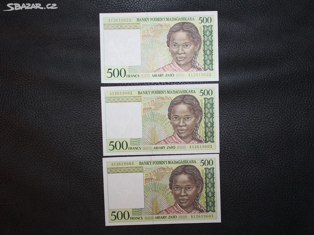 Madagaskar 3 X 500 Francs - 100 Ariary