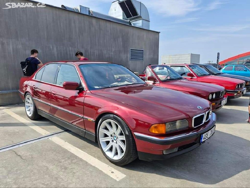 BMW E38