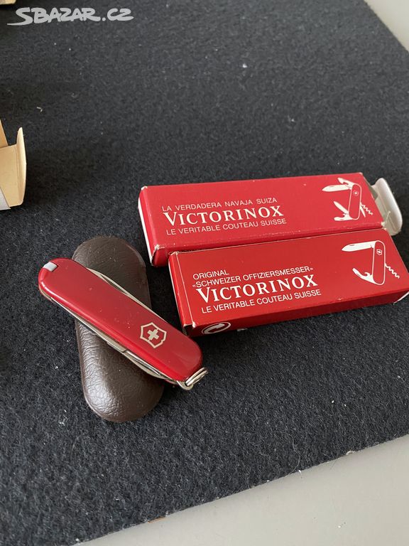 2 x zavírací nožík Victorinox 3.3600 Spartan Econo