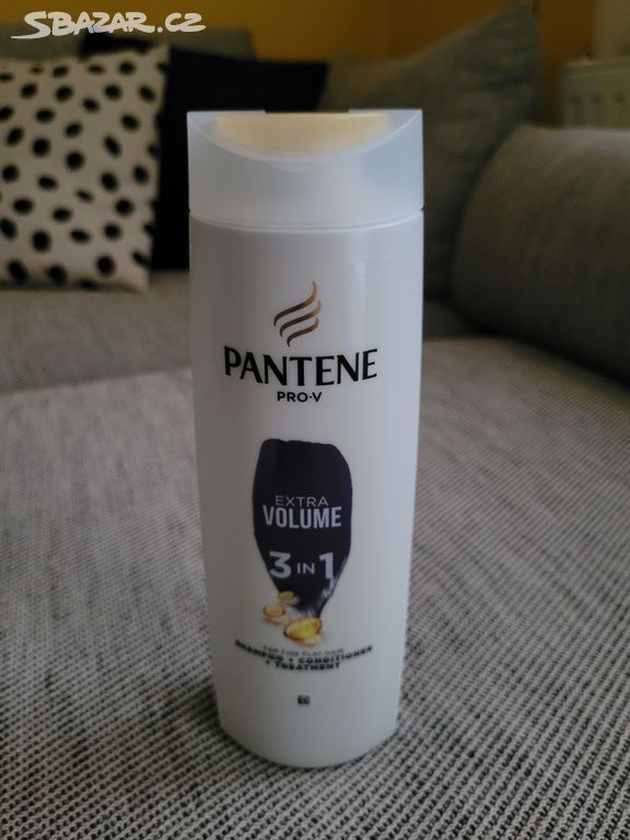 Nový šampón pro objem 3 v 1 zn. Pantene, 360 ml