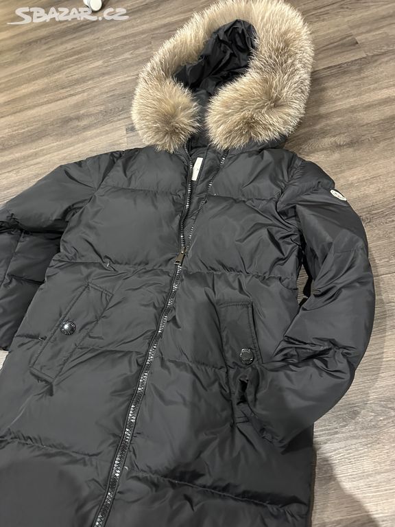 extra teply Moncler kabat damsky vel S