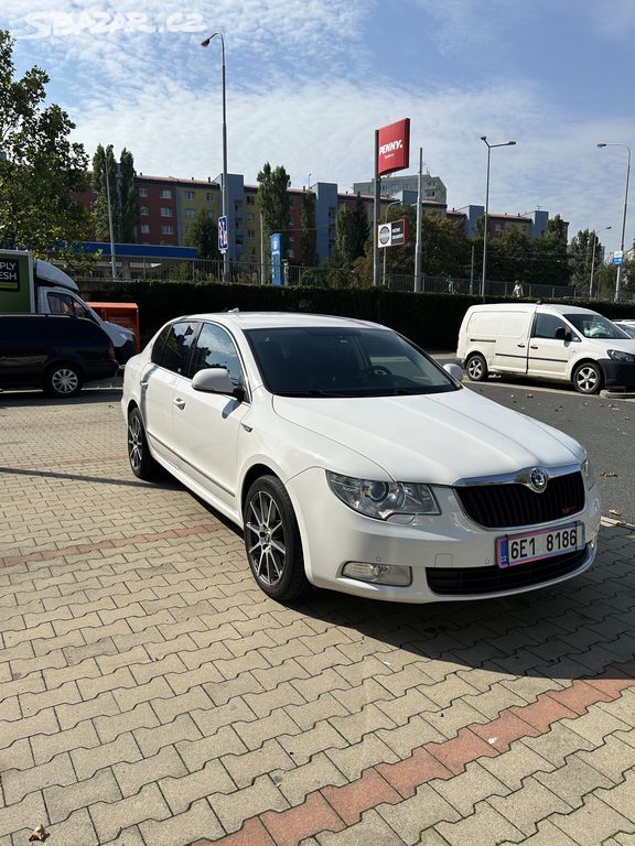 Škoda superb II