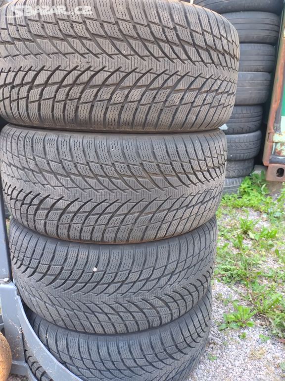 Pneu 235/40-R18 Nokian WR SNOWPROOF P