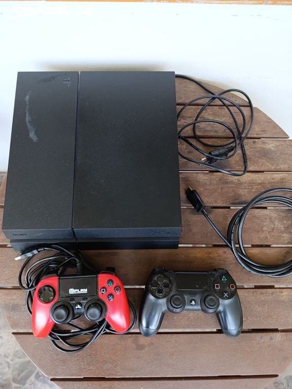 PlayStation 500GB + 5 her