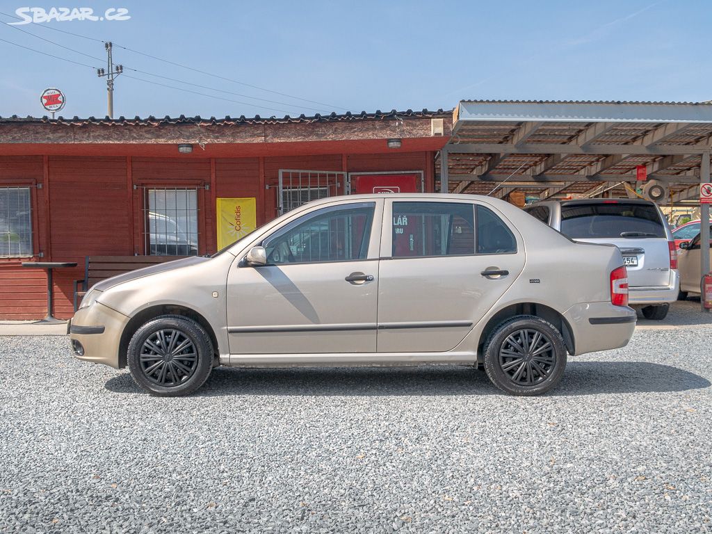 Škoda Fabia ČR 1.2HTP 47KW PO SERVISU