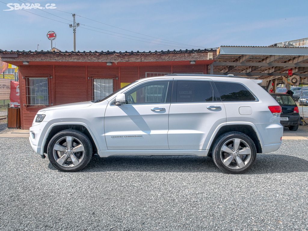 Jeep Grand Cherokee ČR 3.0D OVERLAND 1majitel