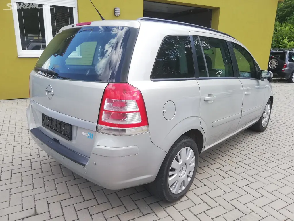 Opel Zafira 1,6i Eco, 7 míst, CNG, Klima ,serviska - fotka 5