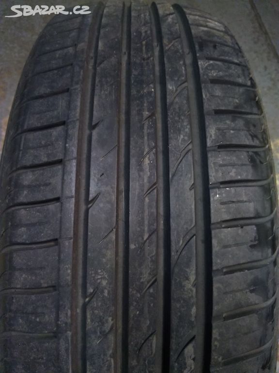 Nexen 185/60 R15, 2x letní pneu.