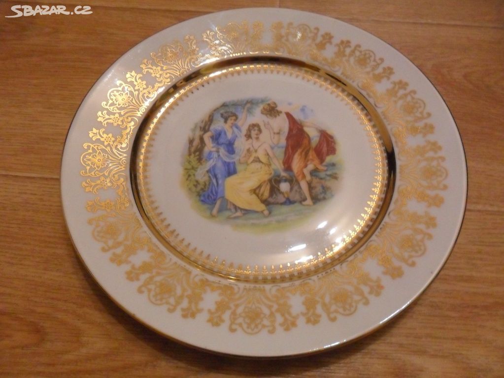 Porcelánový pozlacený talíř Tři grácie
