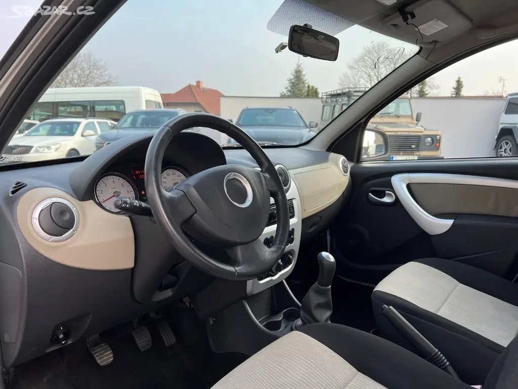 Dacia Sandero 1.5 DCi 63 kW - fotka 5