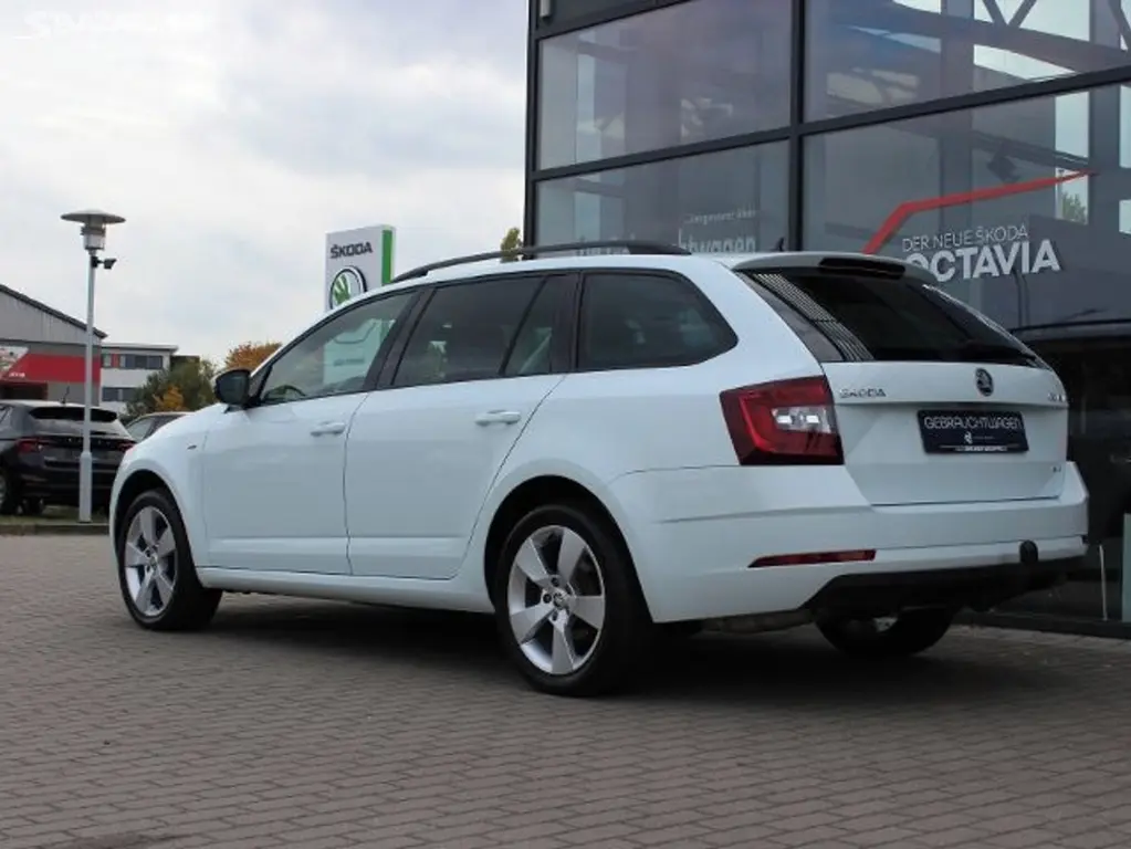 Škoda Octavia combi 2.0 TDi DSG 4x4 - 150 PS - fotka 5