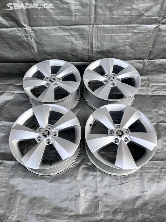 5x112 R17 originální alu disky Škoda Kodiaq