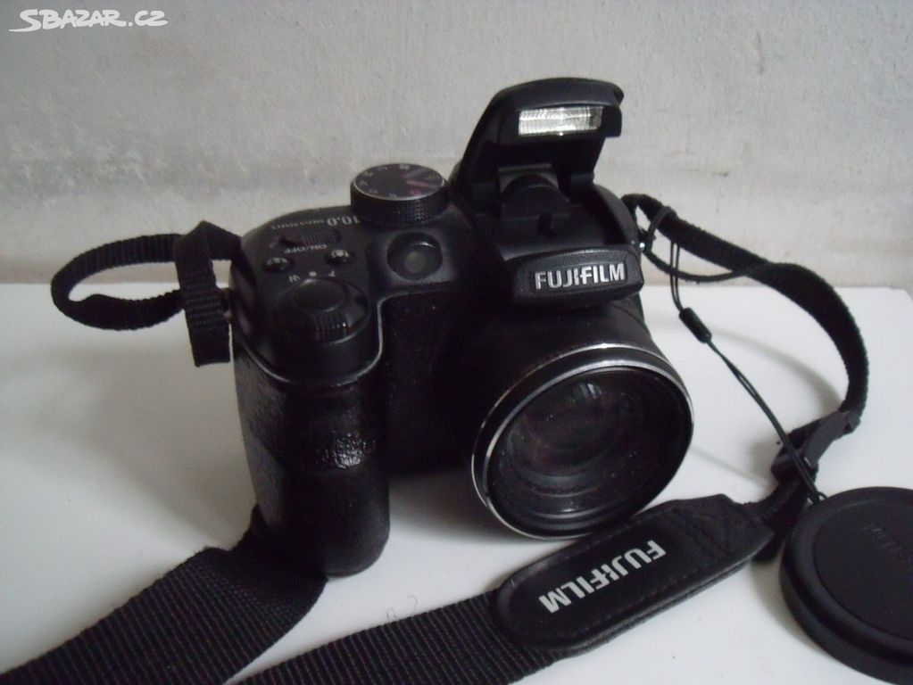 Foto FUJI Finepix S1500