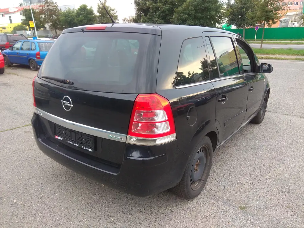 Opel Zafira, 1,7CDTi - fotka 4