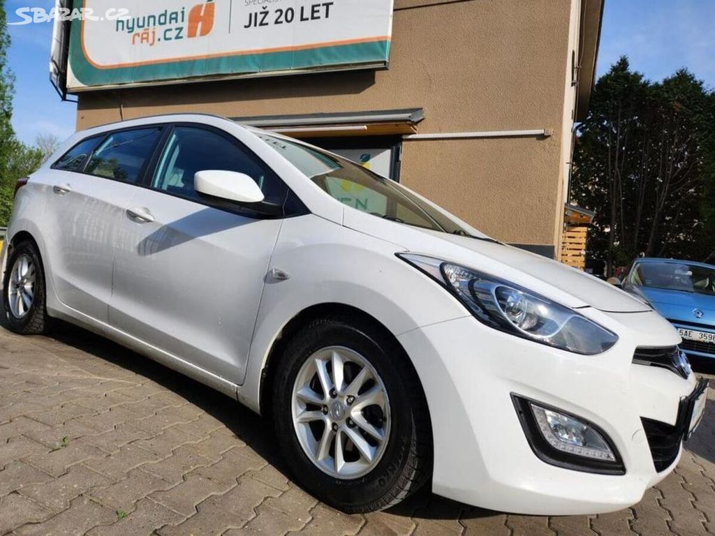 Hyundai i30 1,4 -po GO motoru - faktura