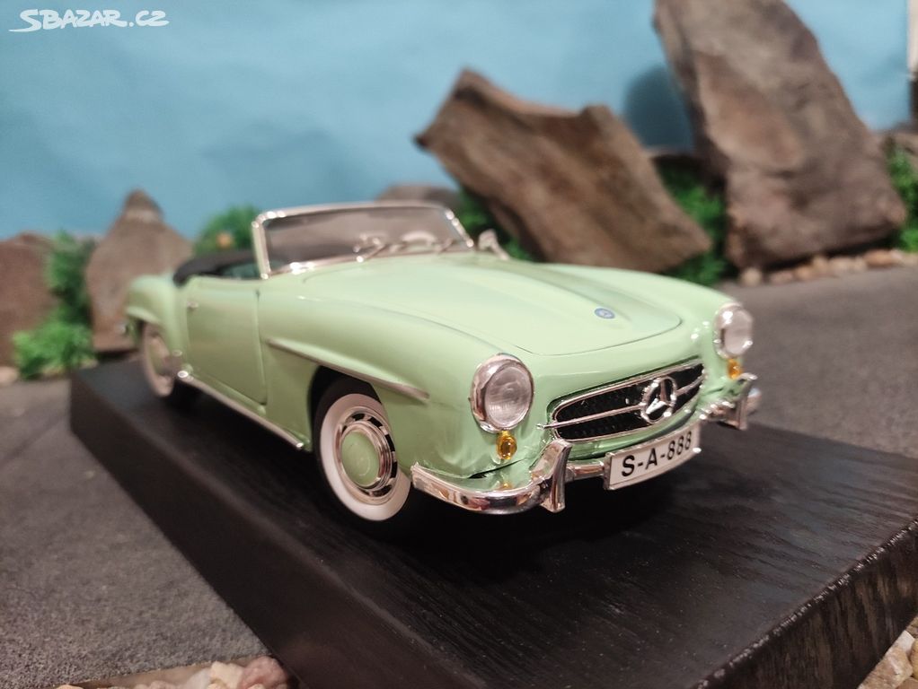 prodám model 1:18 mercedes benz 190Sl cabrio