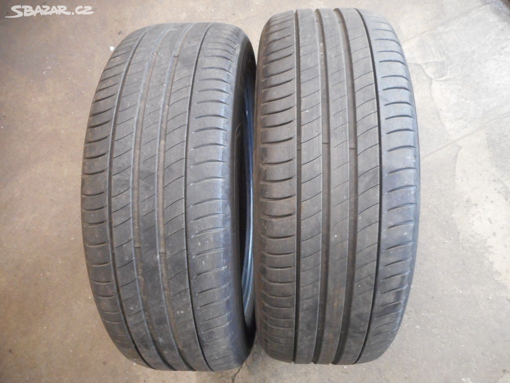 215/55R18 99V