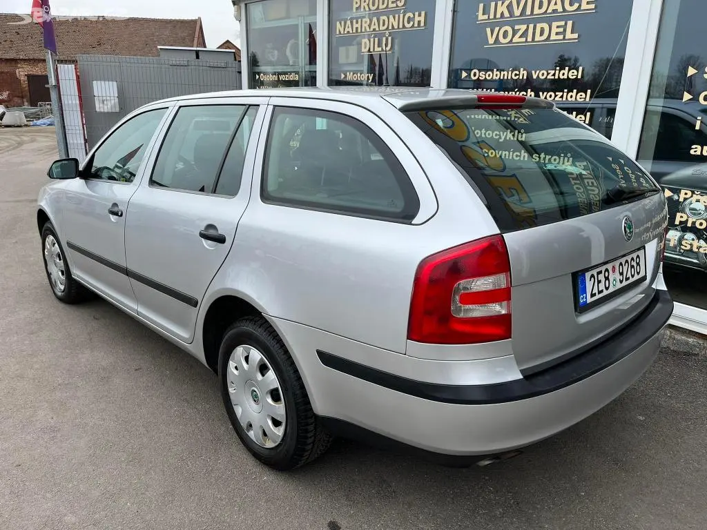 Škoda Octavia, 1.8TSI - fotka 5