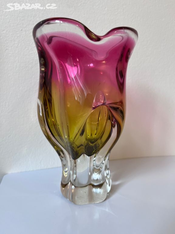Váza - hutní sklo - autor Hospodka - více barevná