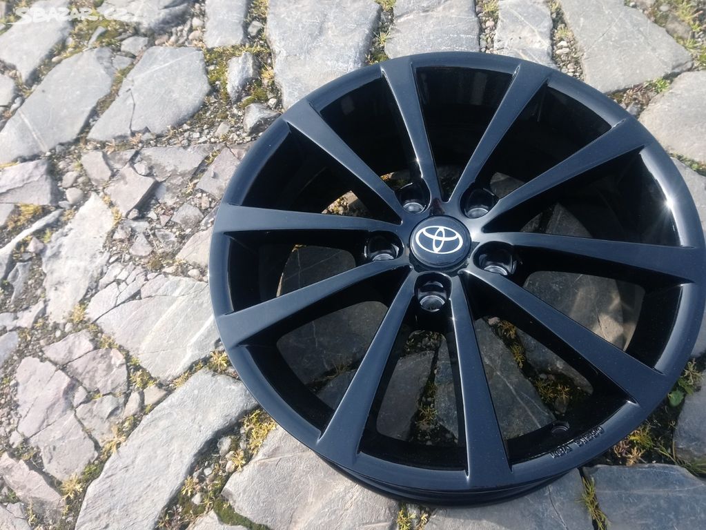 prodám nová al kola 17 18 5x114,3 na TOYOTA