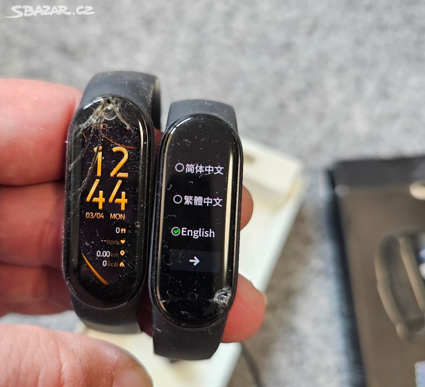 Chytré fitness hodinky Xiaomi mi Band 5 a 6