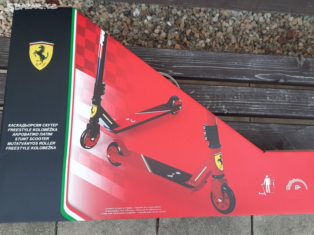 Ferrari Freestyle koloběžka