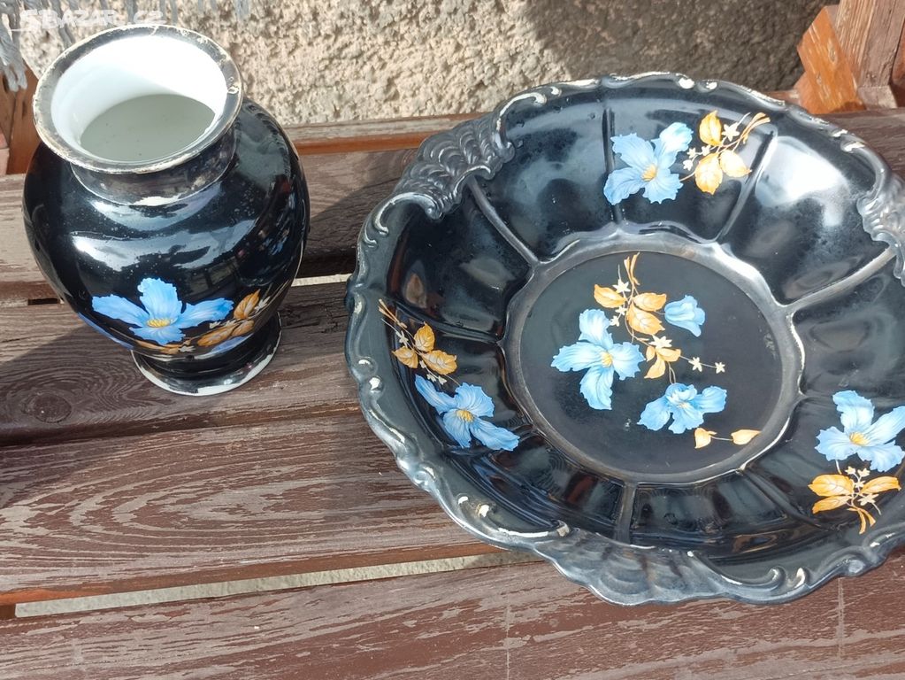 Porcelánový talíř a váza