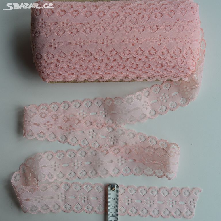 růžovo meruňková polyesterová krajka šíře 38 mm