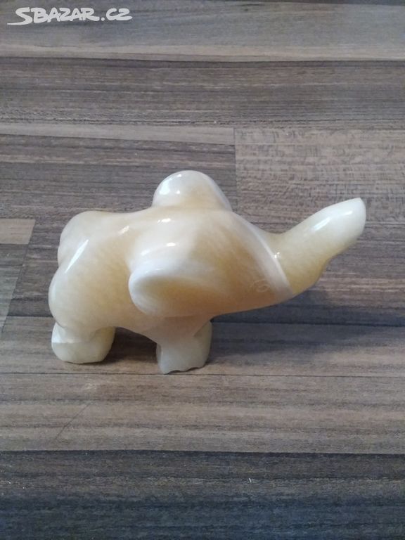 Polodrahokam - Figurka - Slon