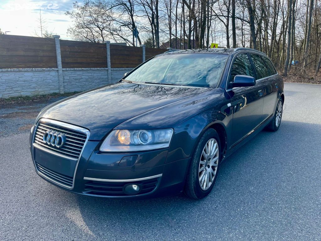 AUDI A6 2.4