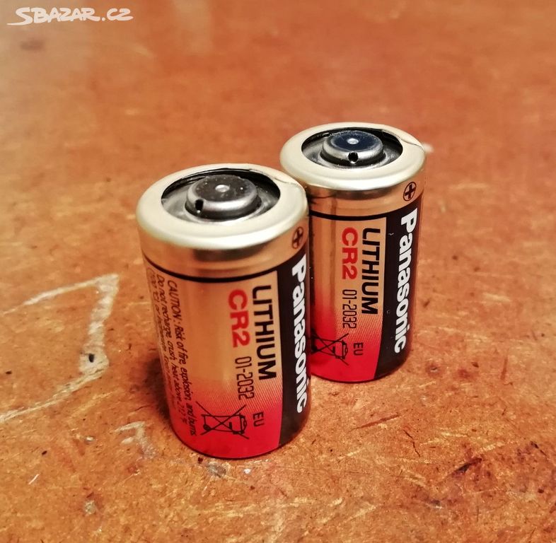 2x nová baterie CR2