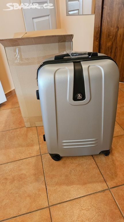 Nový cestovní kufr 40x24x63