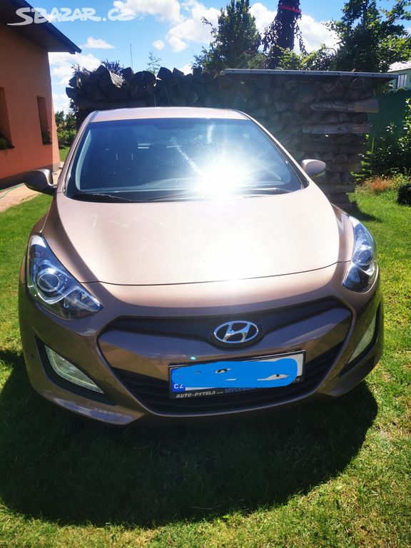 osobní automobil Hyundai i30