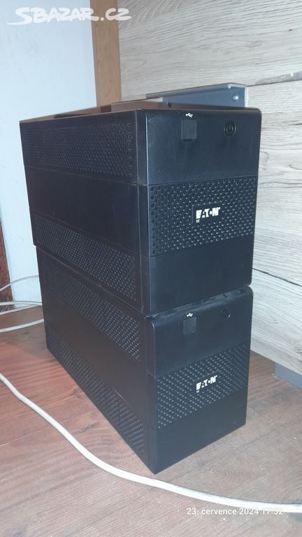 Záložní zdroj UPS EATON 900W/1500VA 2ks