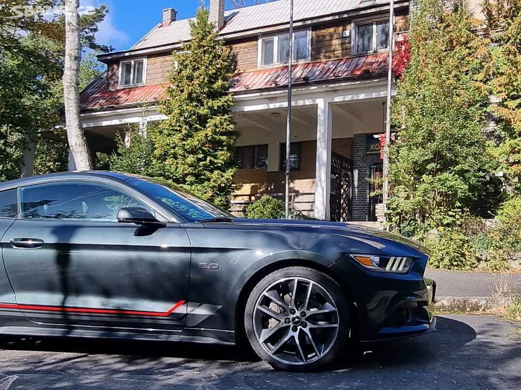 Pronájem vozu Ford Mustang 5,0 GT