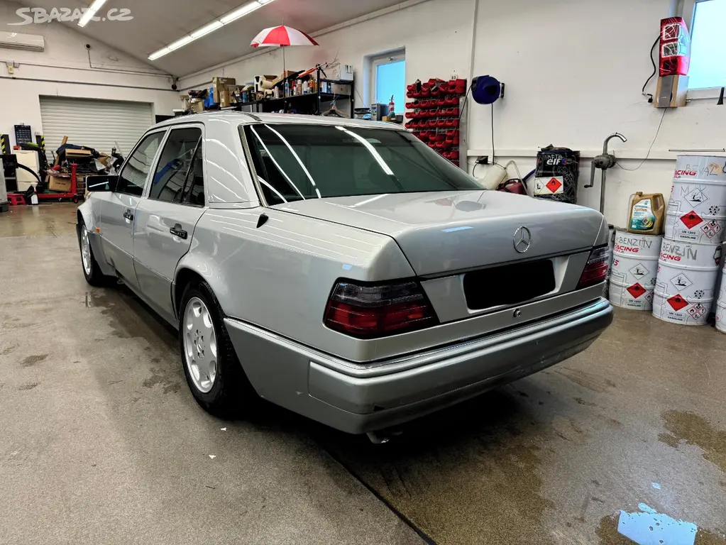 Mercedes-Benz 500E W124 - fotka 4