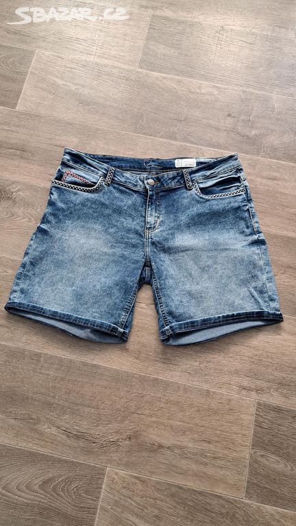 Dámské strečové džínové kraťasy Denim 1982