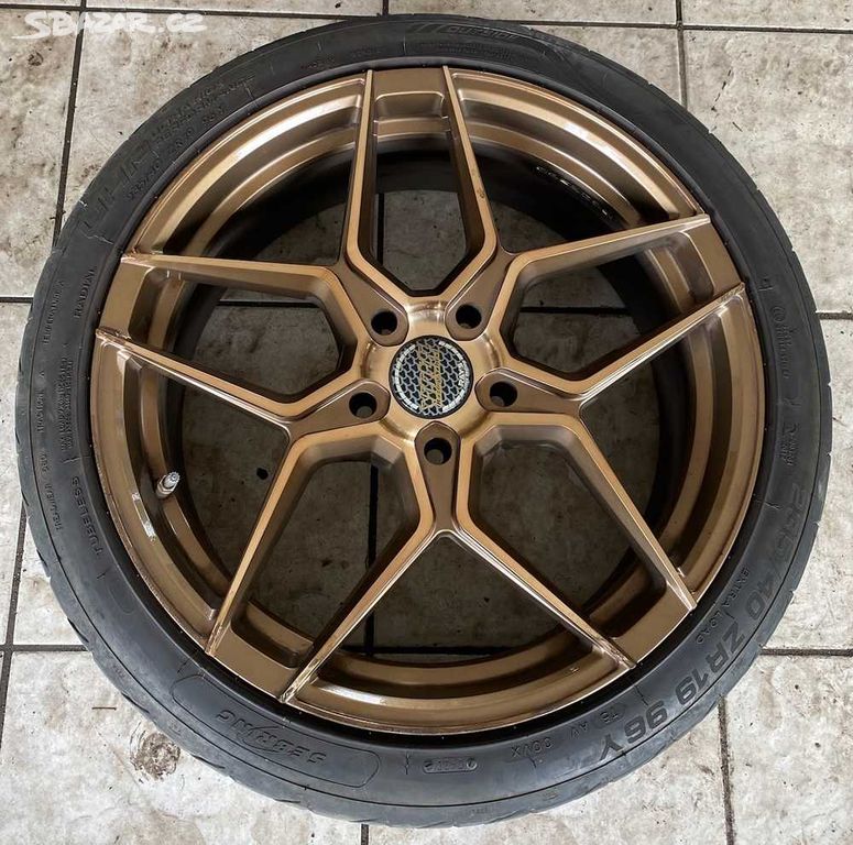 Sada alu 5x120x72.5 Přední 8.5x19" ET30 Sebring