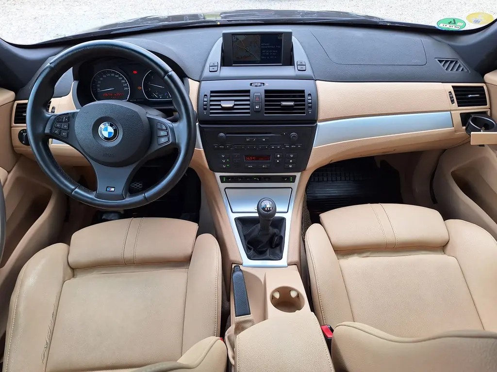 BMW X3 2.0i M Paket - TOP STAV - fotka 6