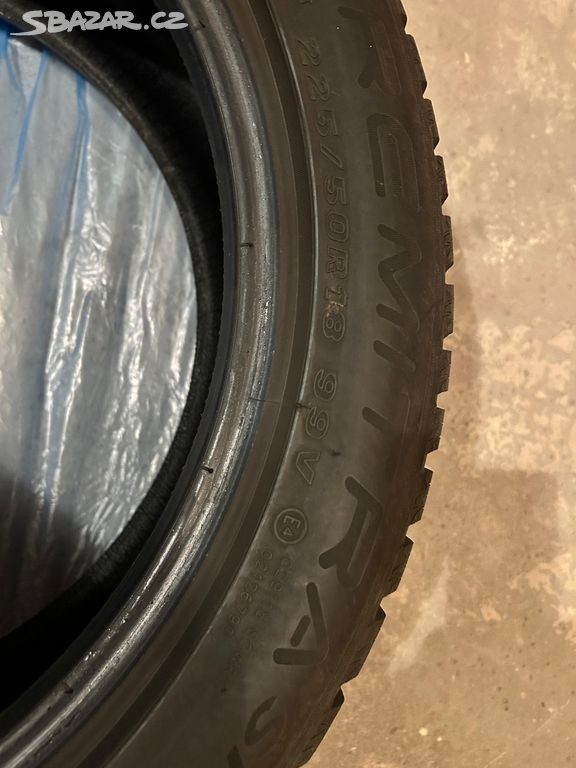 Zimní pneu Maxxis Permitra 225/50 R18