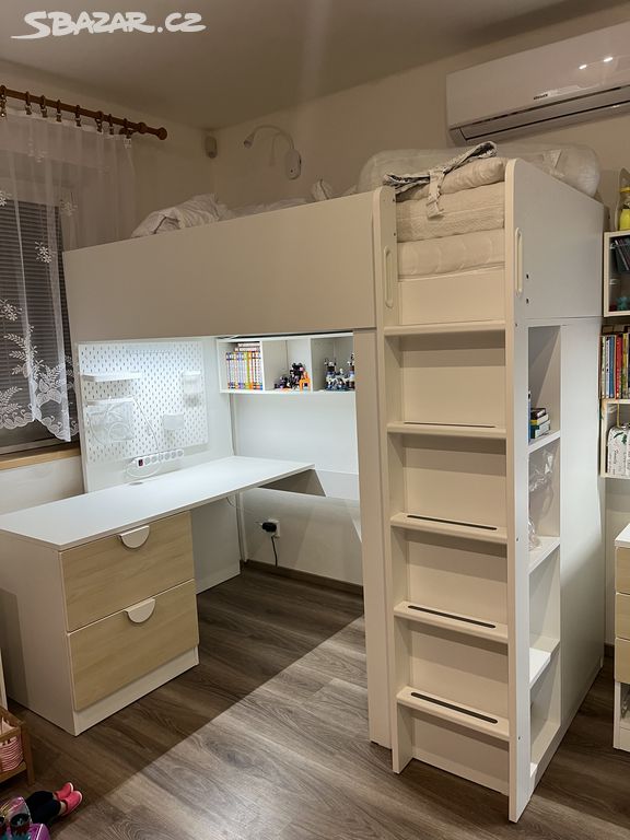 Vysoká postel Ikea Smastad