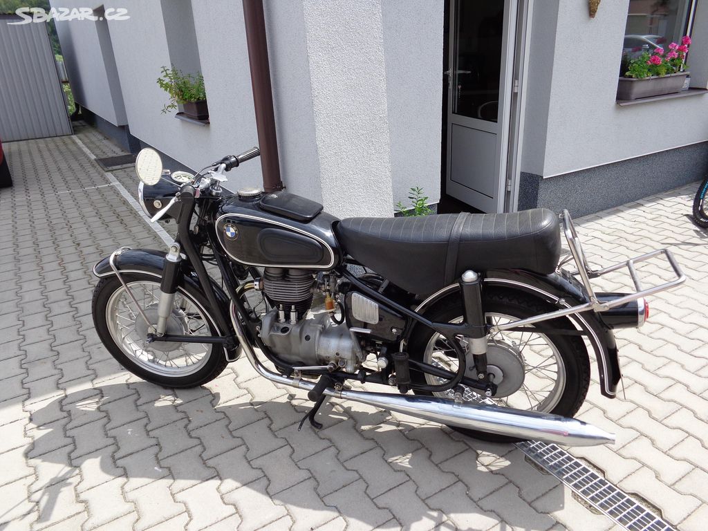 Historický motocykl BMW R26 r.v. 1958