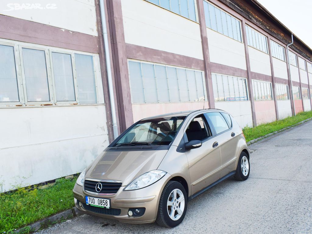 Mercedes-Benz Třídy A 160 CDI Avantgarde/TAŽNÉ/AC/