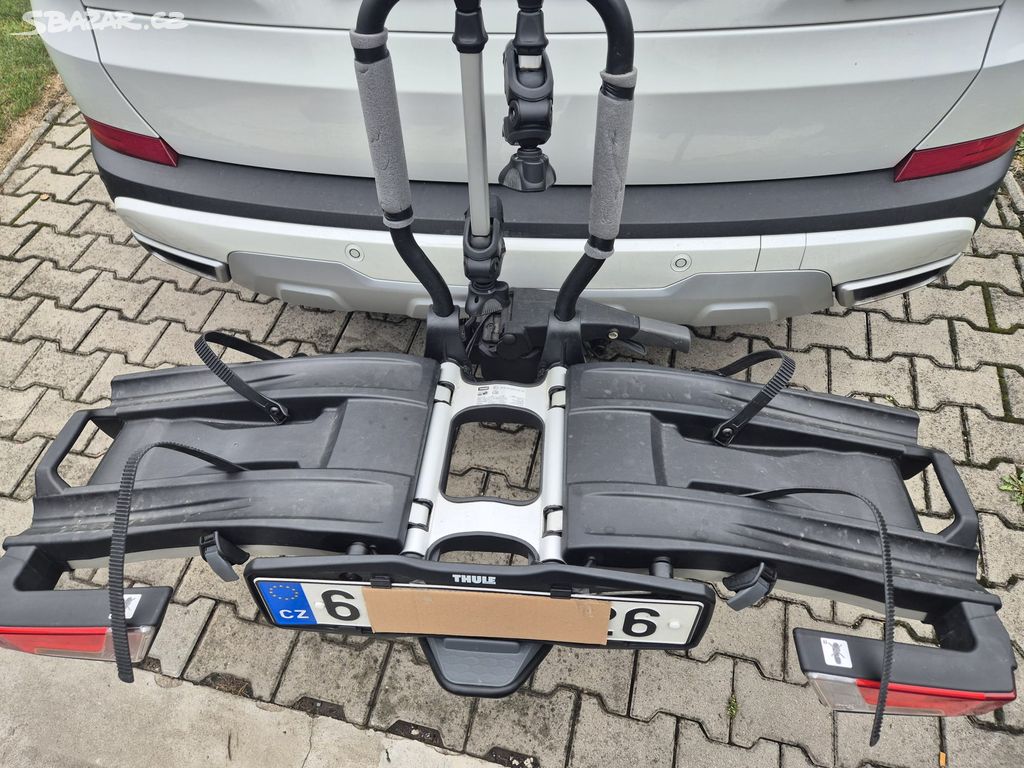 Thule EasyFold XT933 sklápěcí nosič 2 kol na tažné